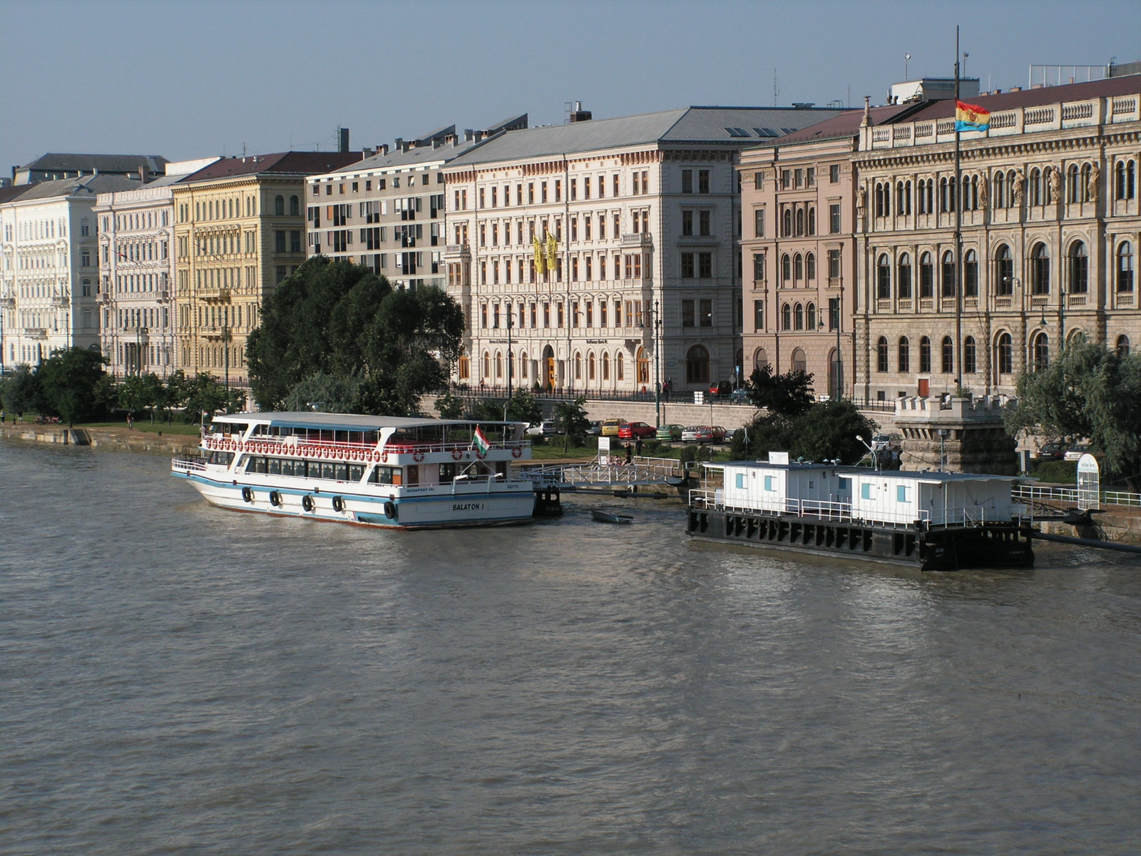 Magyarország, a Duna Budapestnél, SzG3