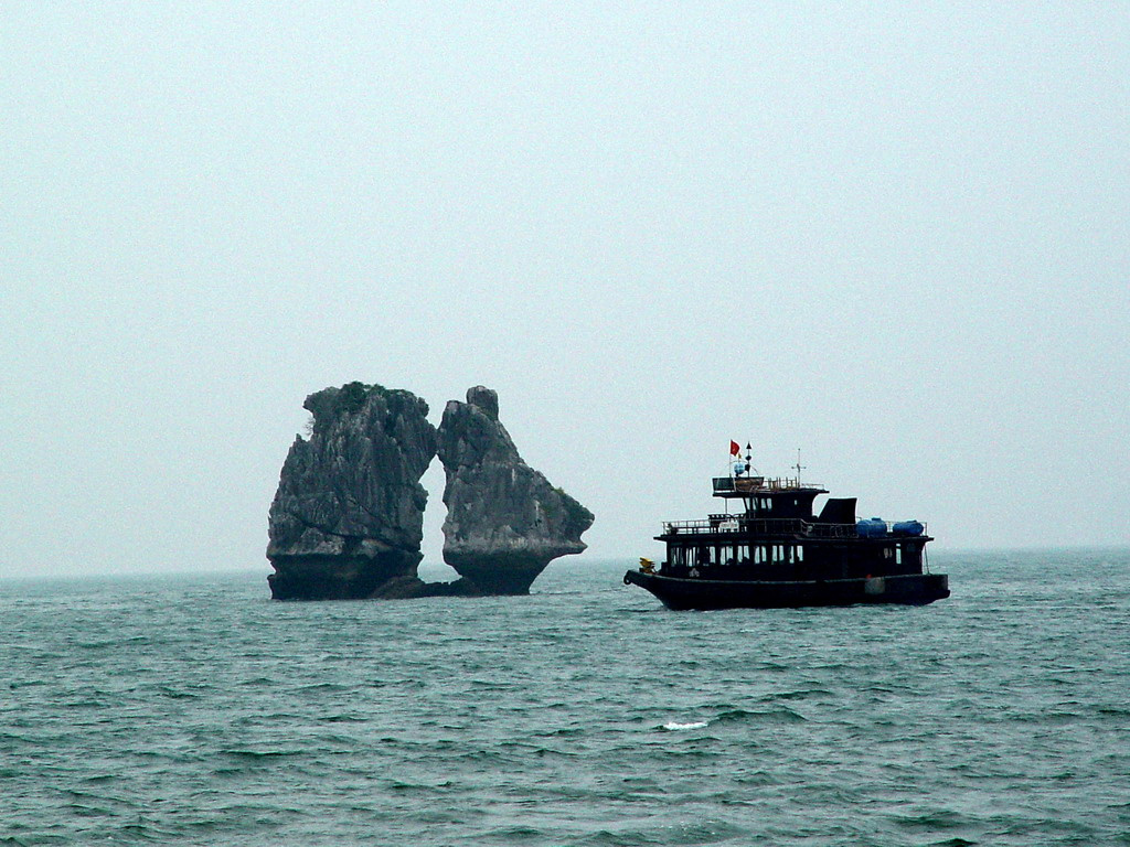 HALONG BAY