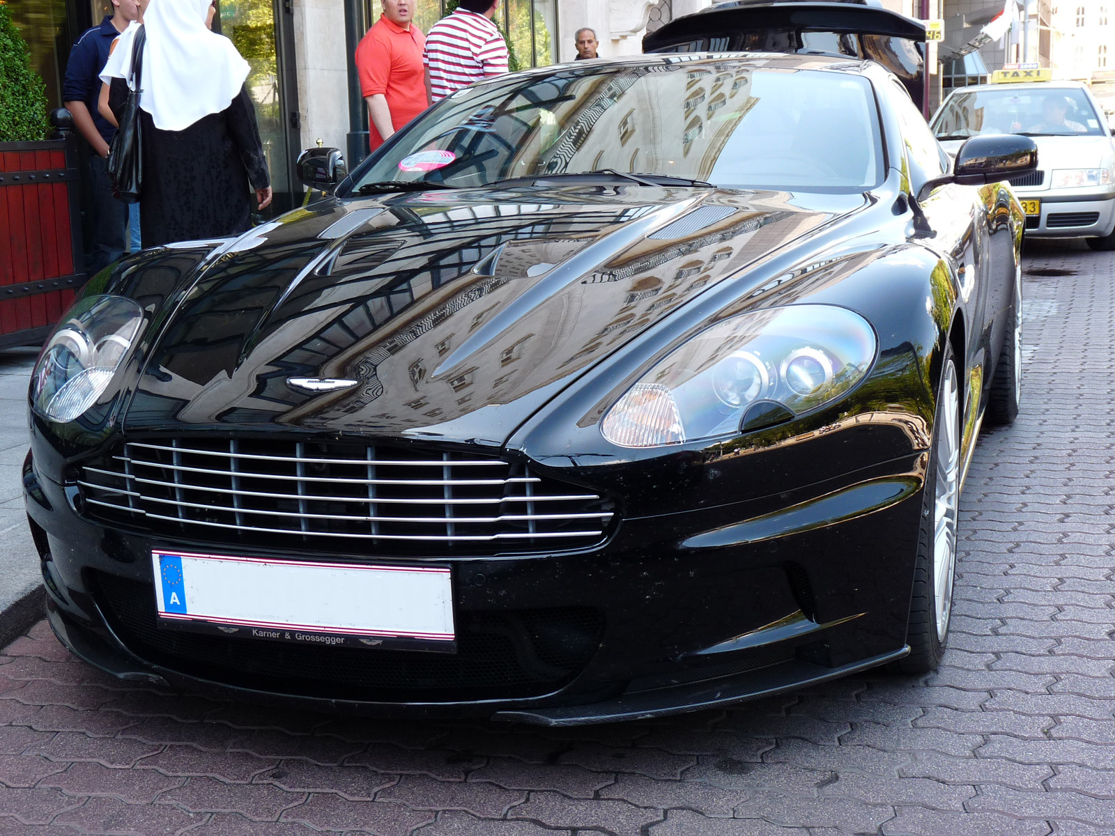 Aston Martin DBS