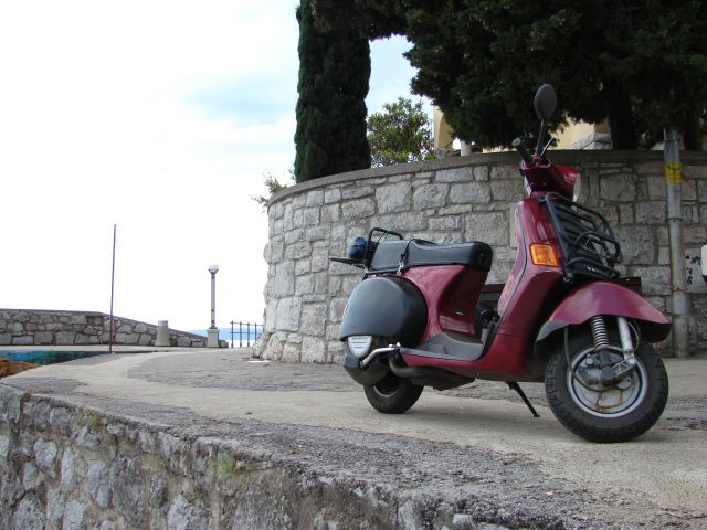 Pózer vespa