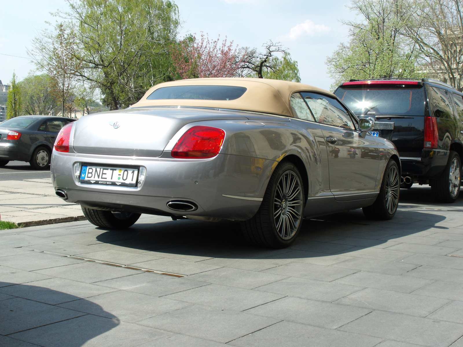 Bentley Continental GTC