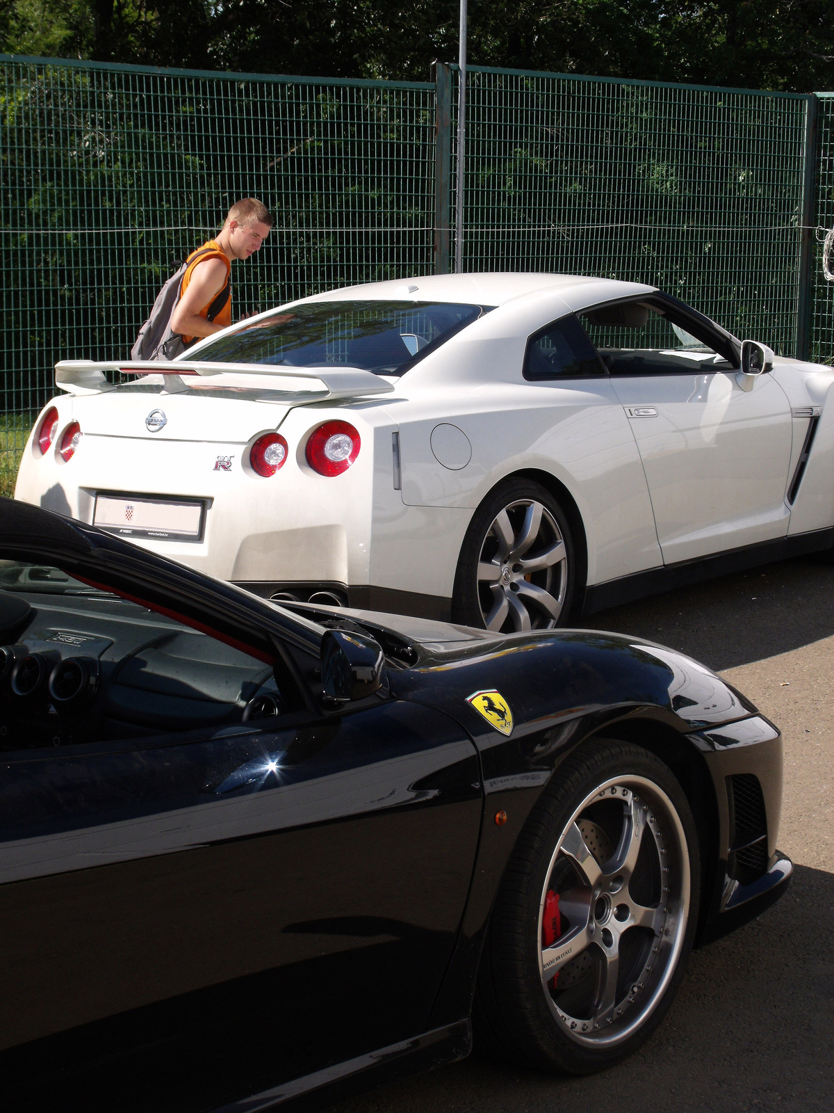 Ferrari F430 Spider & Nissan GT-R