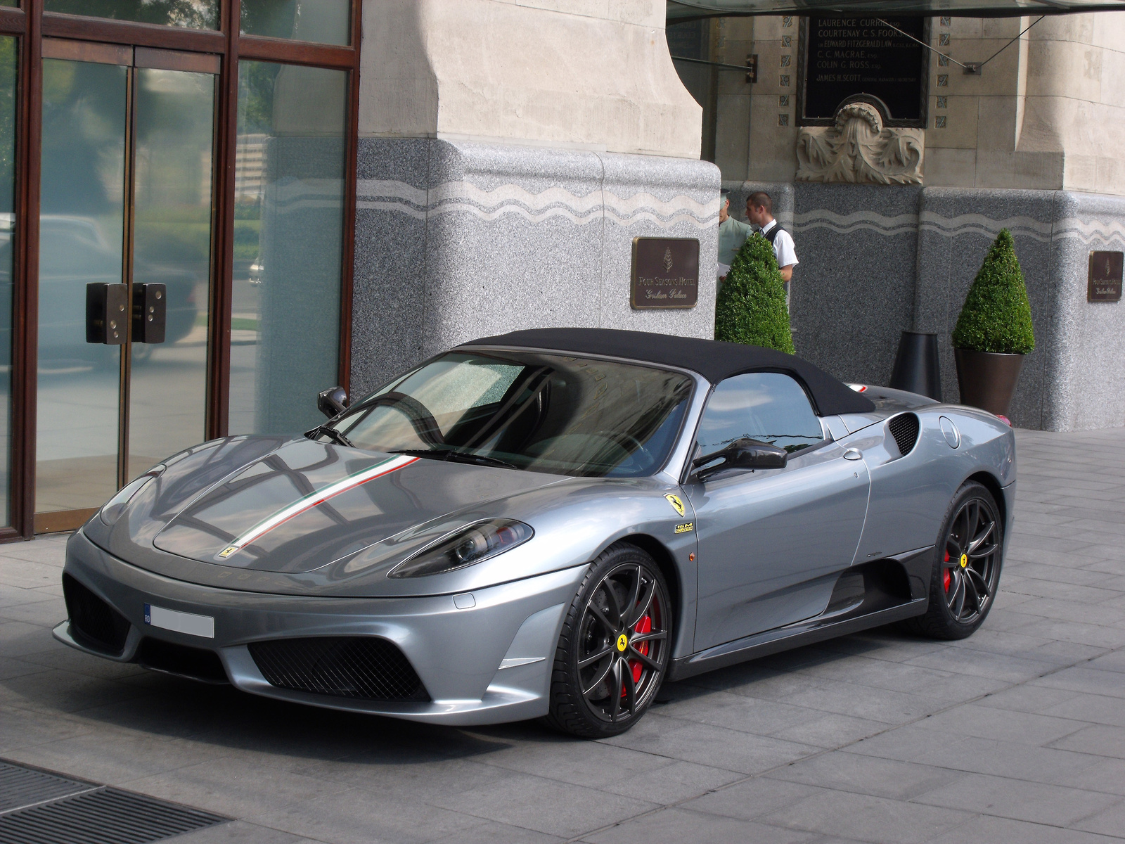 Ferrari F430 Scuderia Spider 16M