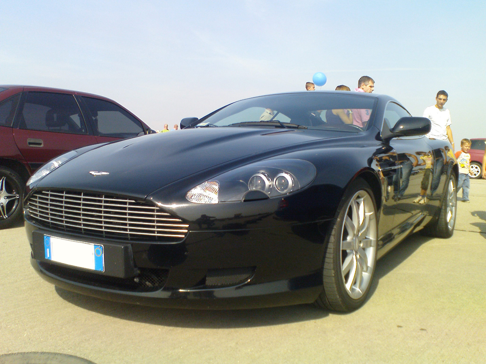 Aston Martin DB9