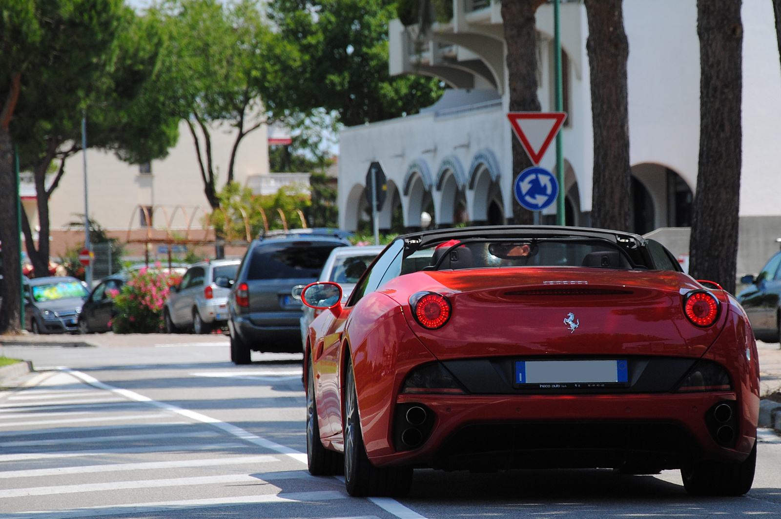 Ferrari California