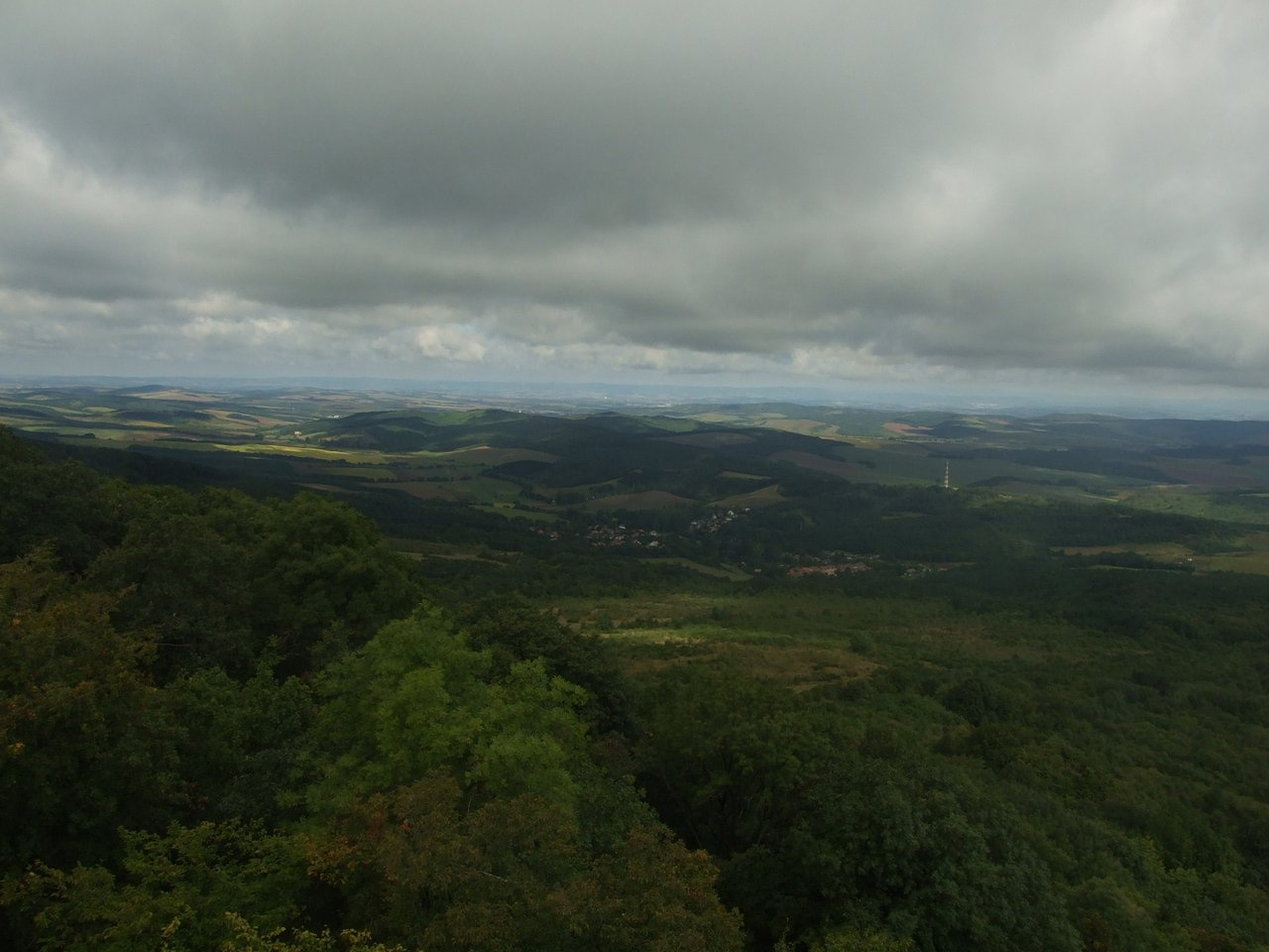 Keszthelyi T emlektura 10