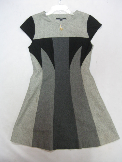 91021A-36  GUCCI WOOL DRESS SIZE 2 4 6 PRICE USD42