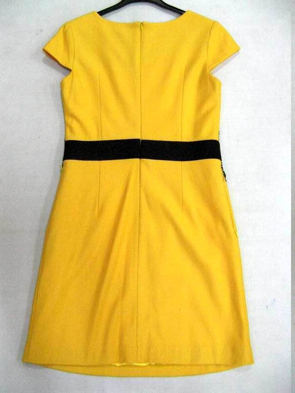 91009B-42A  CHANEL YELLOW WOOL DRESS SIZE 2 4 6 (BACK) PRICE USD