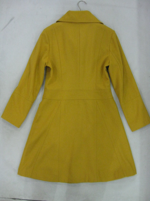 91015A-33  CHANEL YELLOW WOOL COAT SIZE 2  4 6 (BACK)  PRICE USD