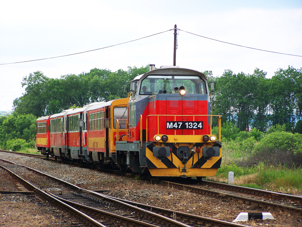 M47 - 1324 + Bzmot - 161 - 419 - 405 Bátaszék (2009.06.01).