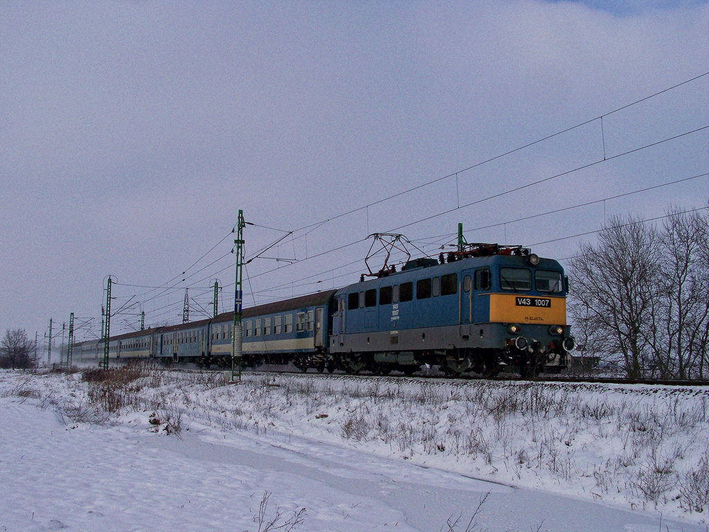 V43 - 1007 Kiskunfélegyháza (2010.12.29).