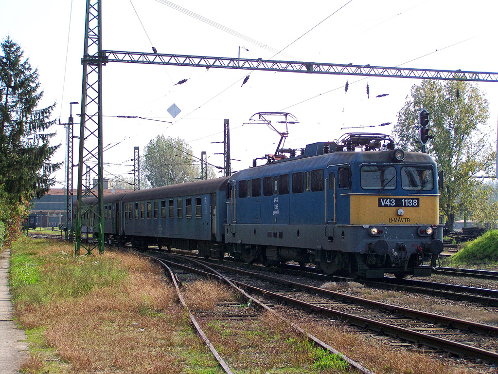 V43 - 1138 Dombóvár-Alsó (2010.10.12).