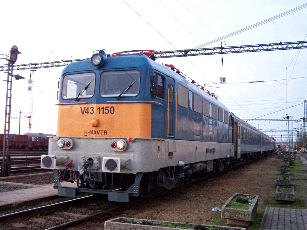 V43 - 1150 Dombóvár (2010.12.11)01.