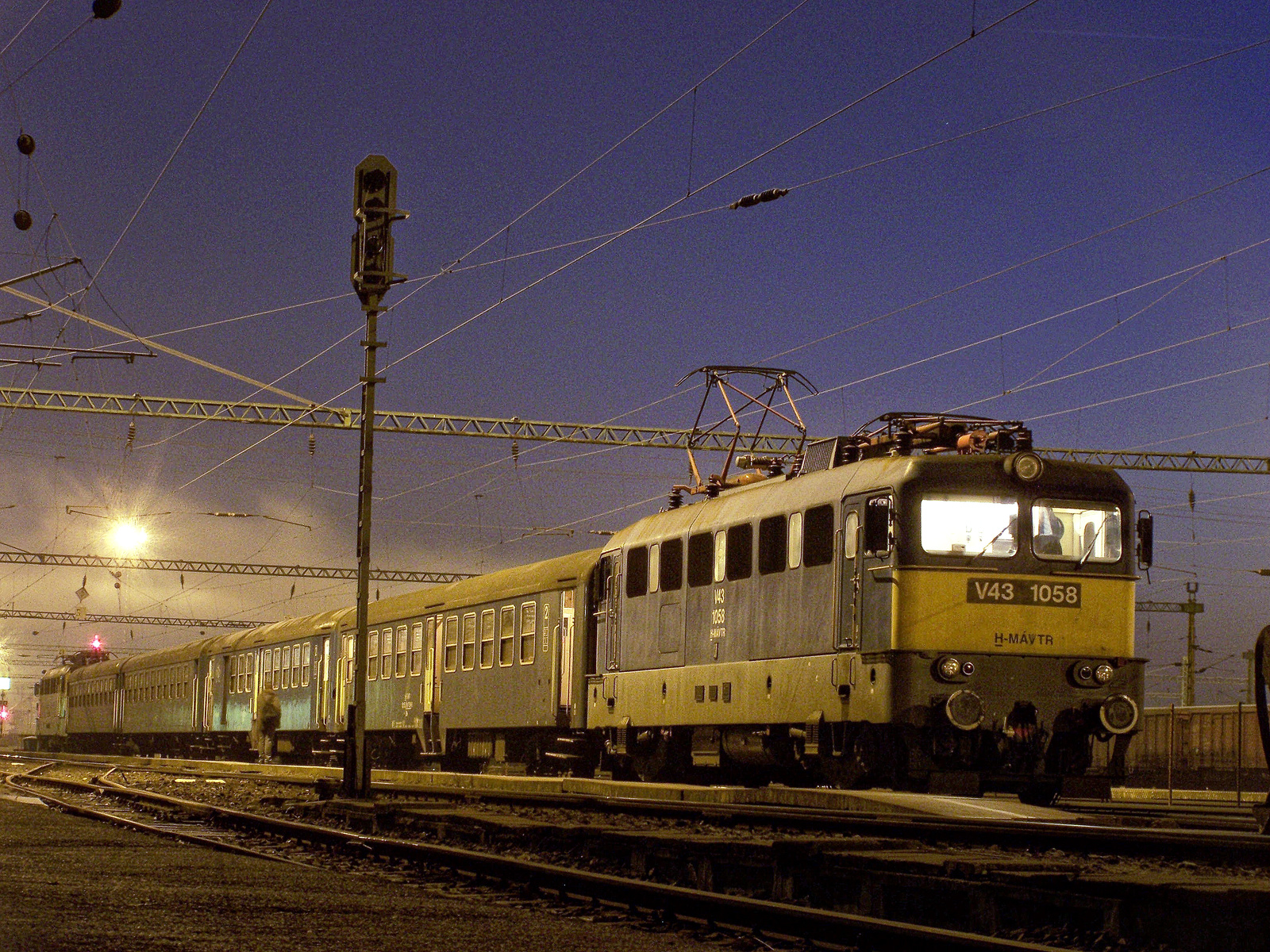 V43 - 1058 Dombóvár (2011.02.08).