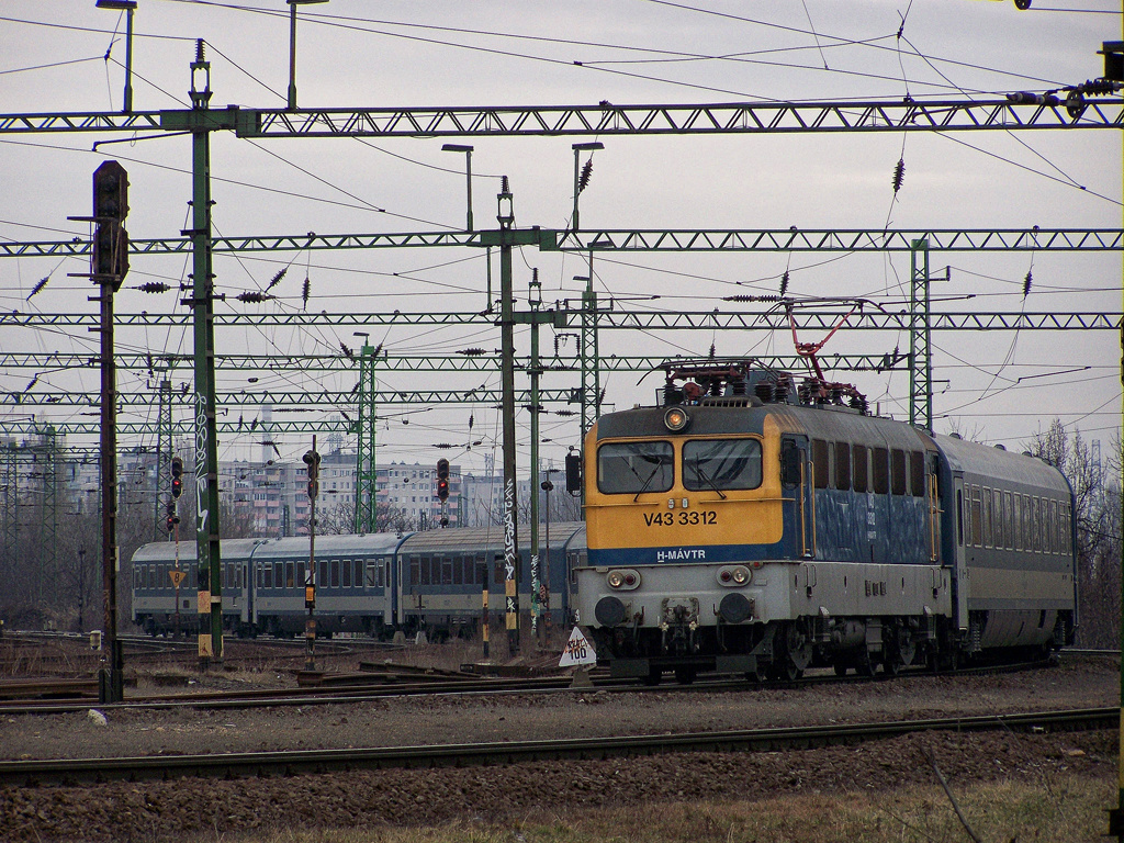 V43 - 3312 Kelenföld (2011.03.14).