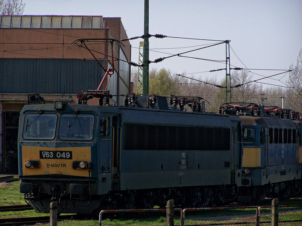 V63 - 046 Dombóvár (2011.03.31).