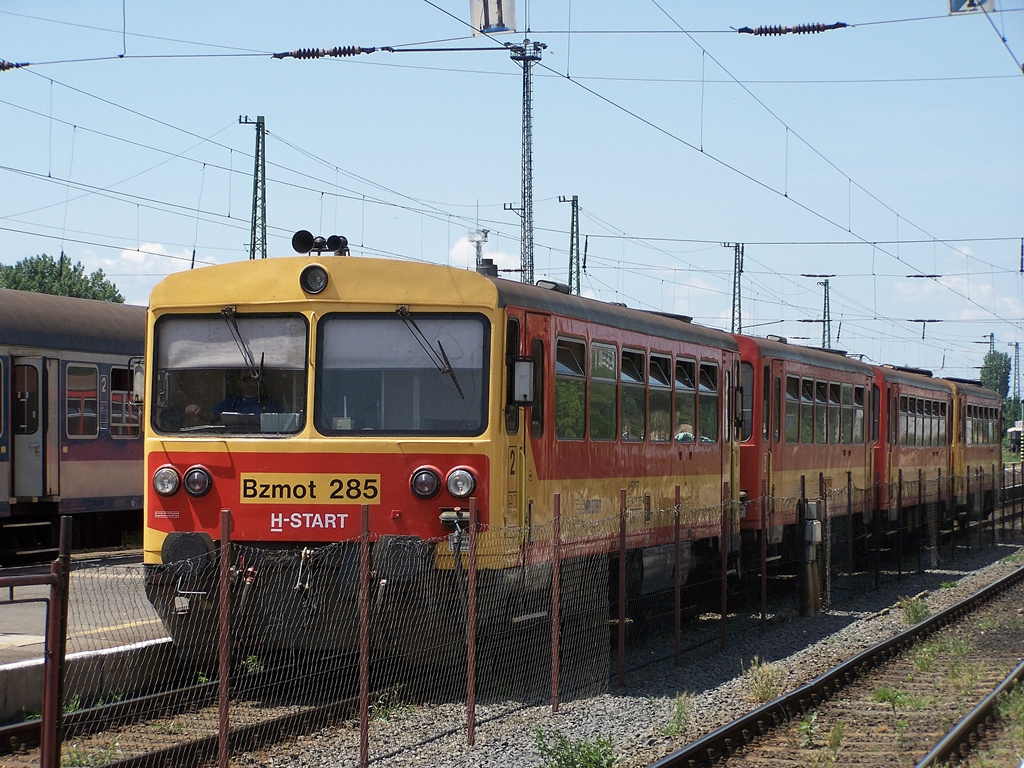 Bzmot - 285 Pécs (2011.06.16).