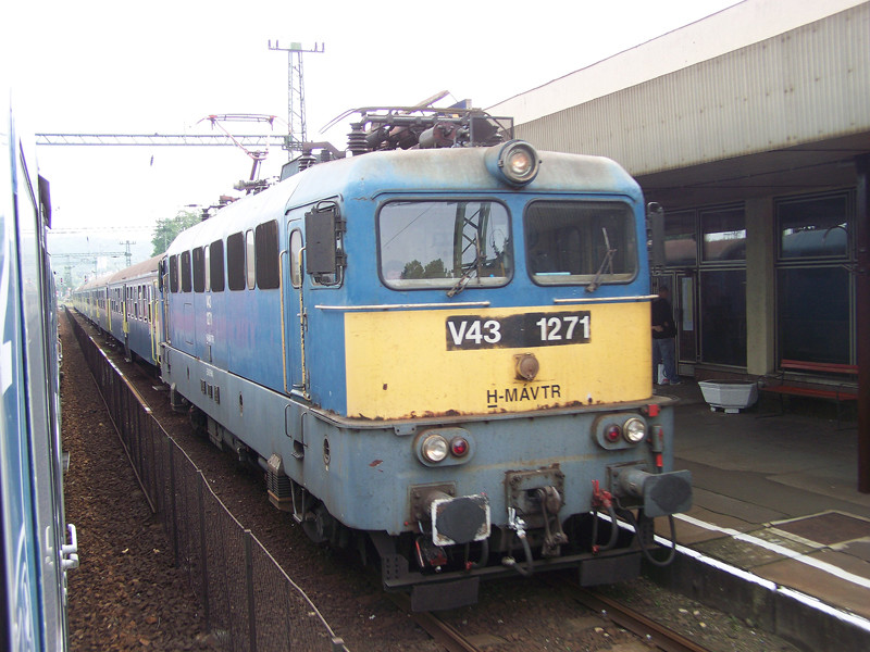 V43 - 1271 Balatonboglár (2009.06.27)