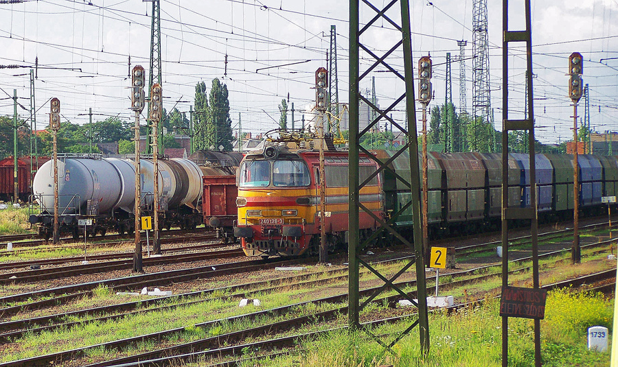 240 126 - 3 Miskolc - Rendező (2009.06.24).