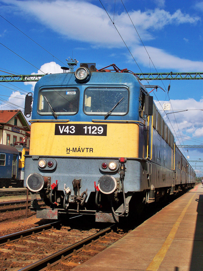 V43 - 1129 Dombóvár (2010.09.29)