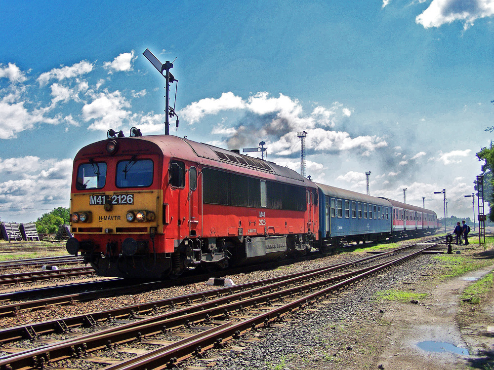 M41 - 2126 Bátaszék (2009.06.12)01.