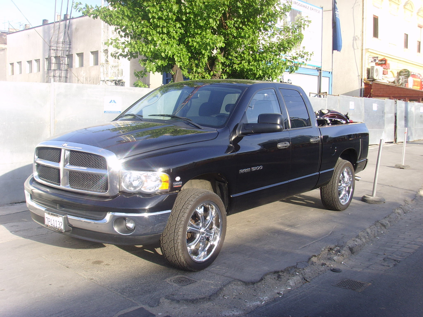 DODGE RAM