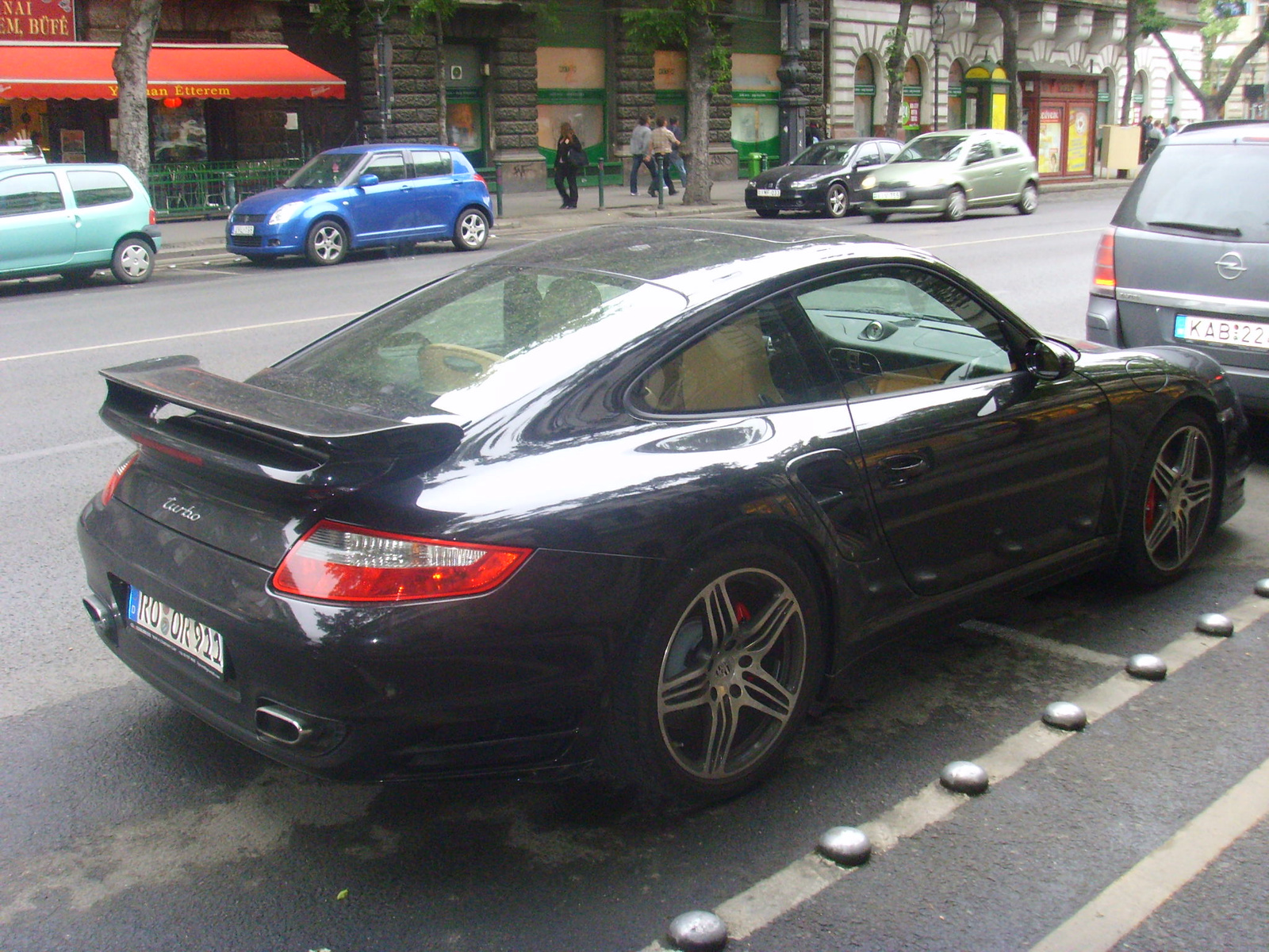 PORSCHE 911 TURBO