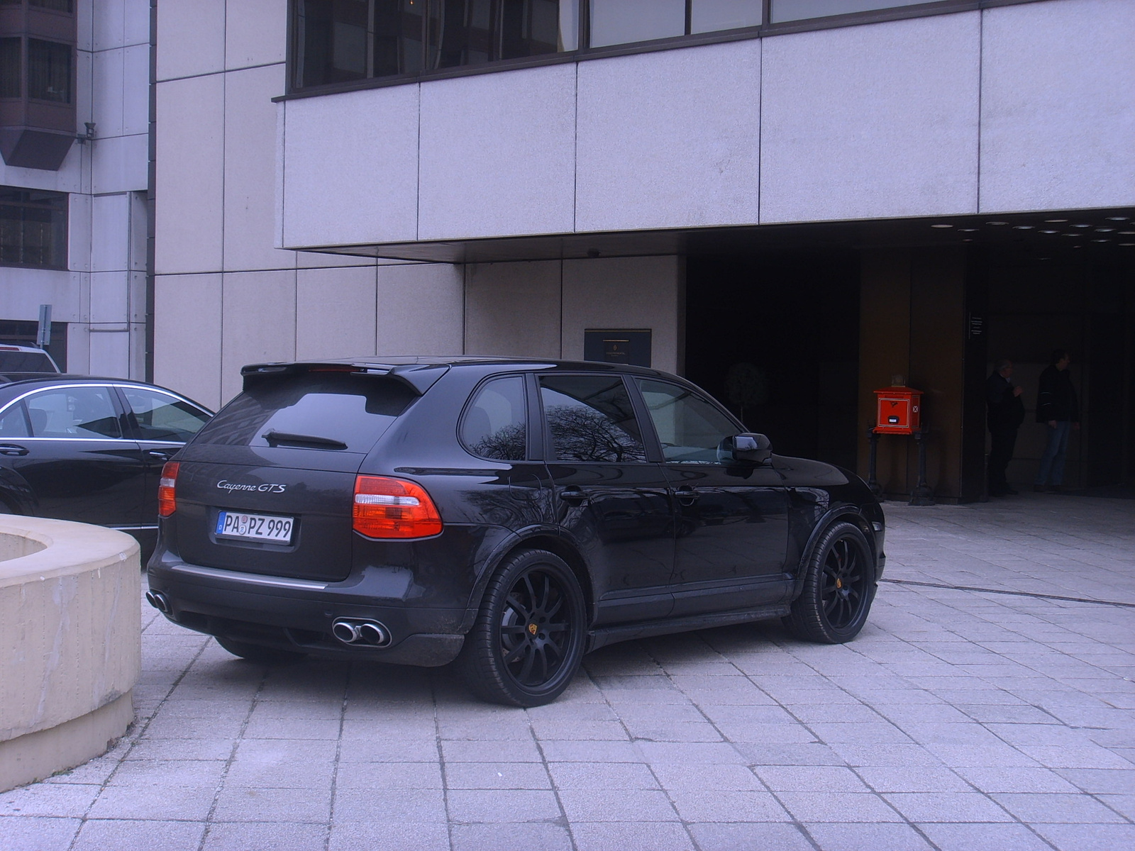 PORSCHE CAYENNE GTS