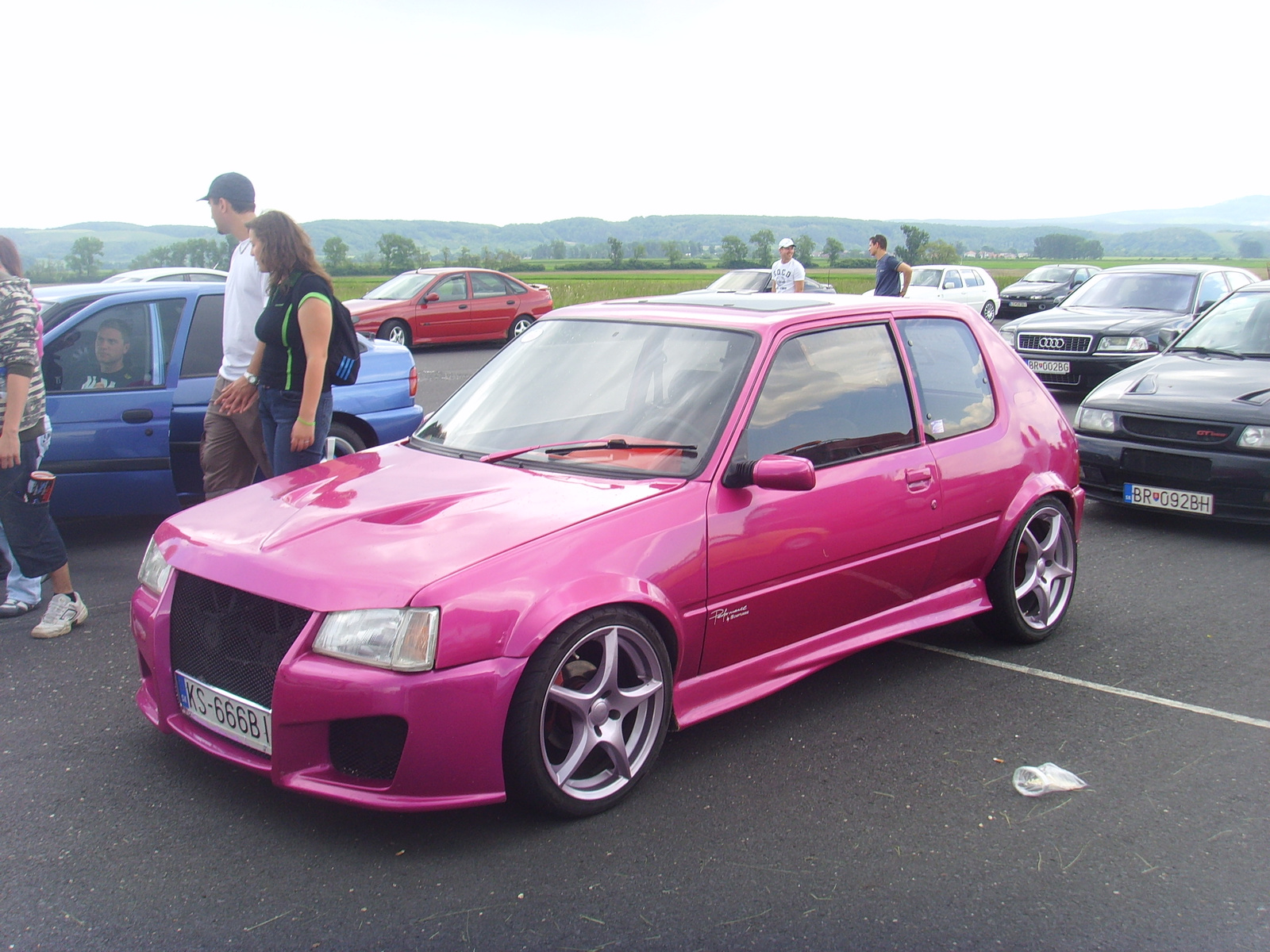 PEUGEOT 205 GT