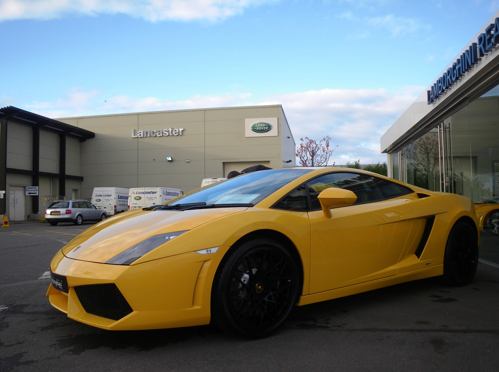 Lamborghini LP560-4