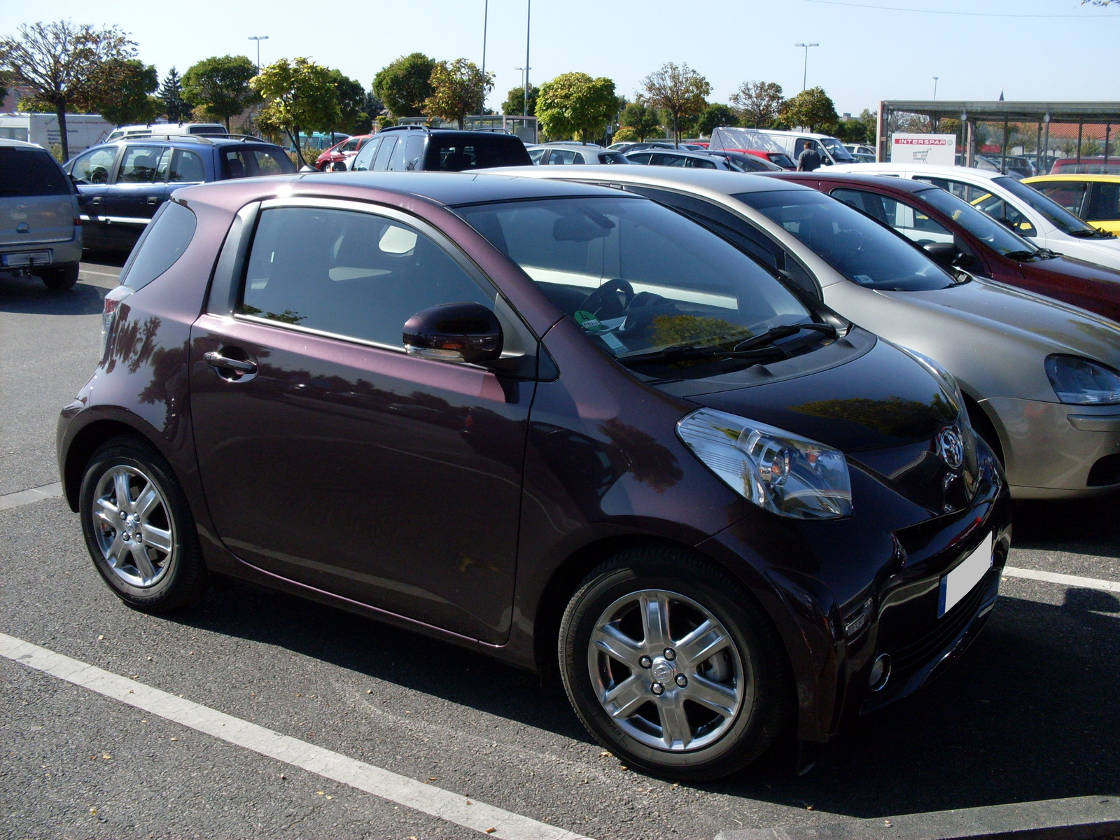 Toyota iQ