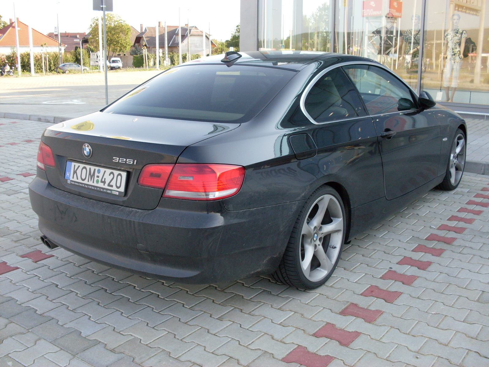 BMW 325i E-92