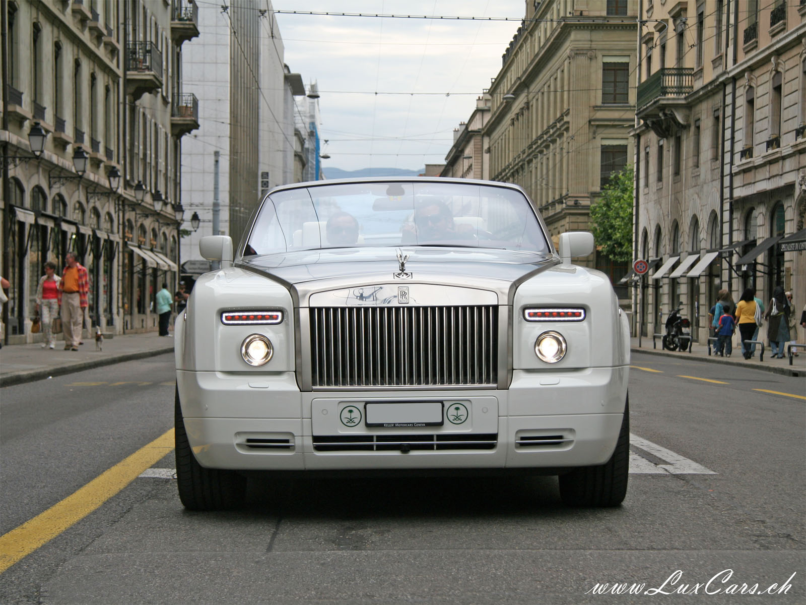 ROLLS ROYCE DROPHEAD CABRIO