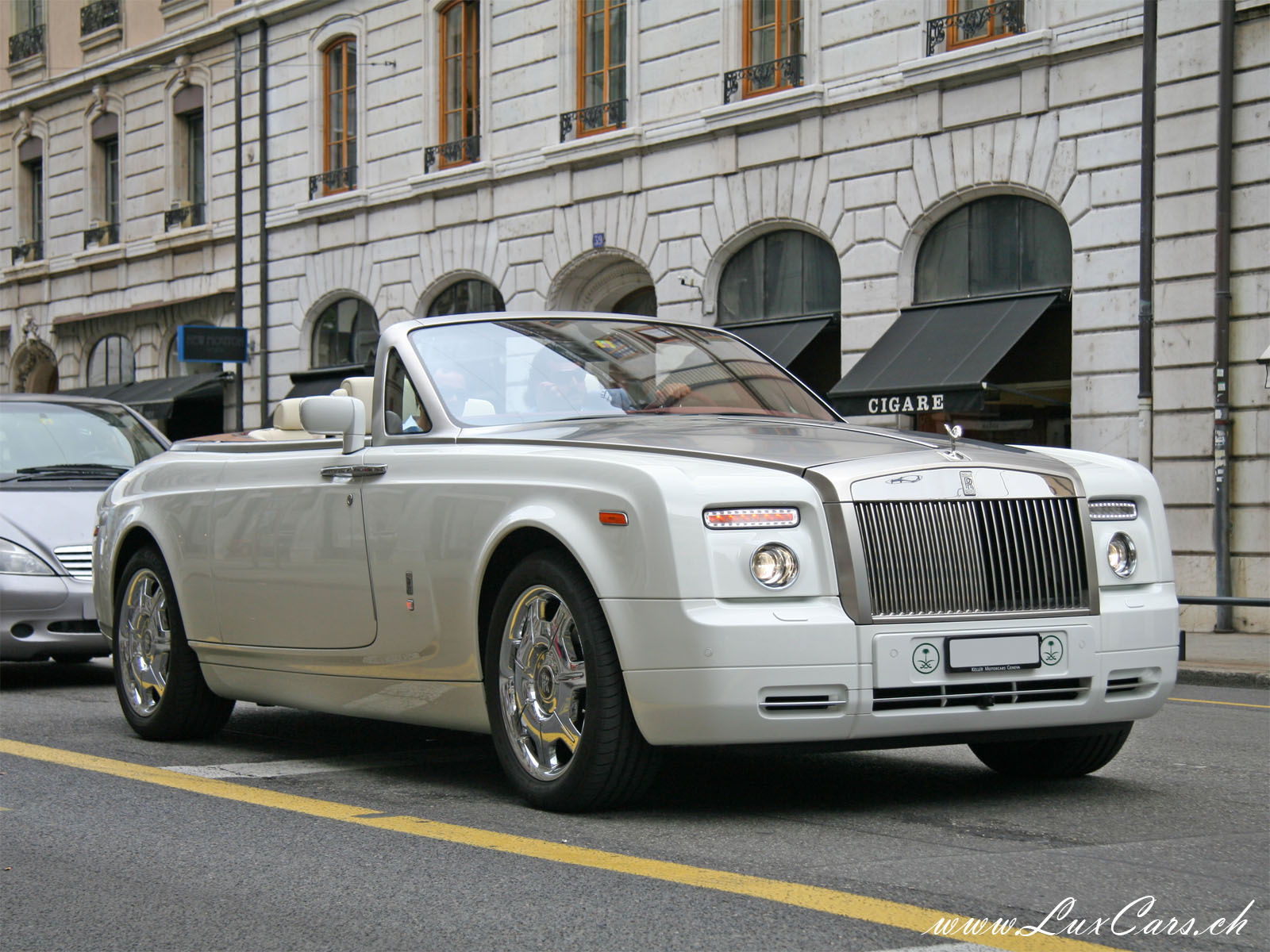 ROLLS ROYCE DROPHEAD CABRIO