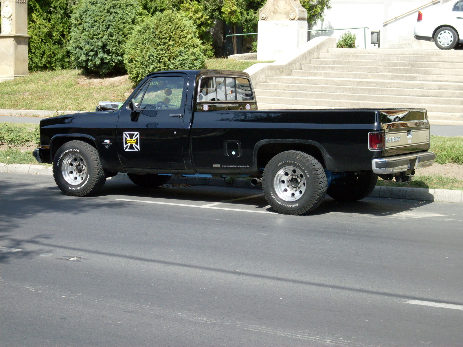 CHEVROLET PICK-UP