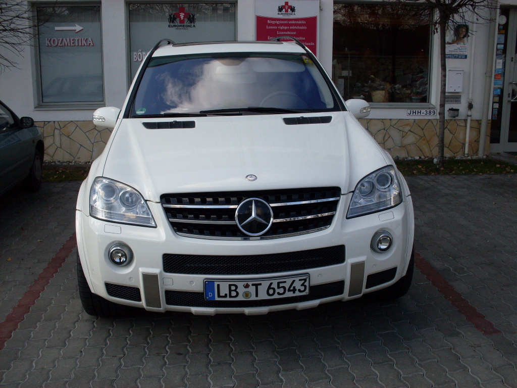 MERCEDES -BENZ ML 6.3 AMG