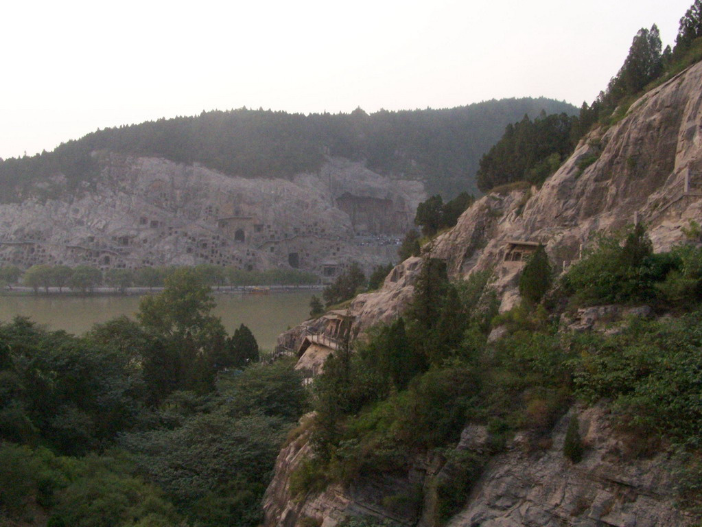 Luoyang - Buddhista barlangok