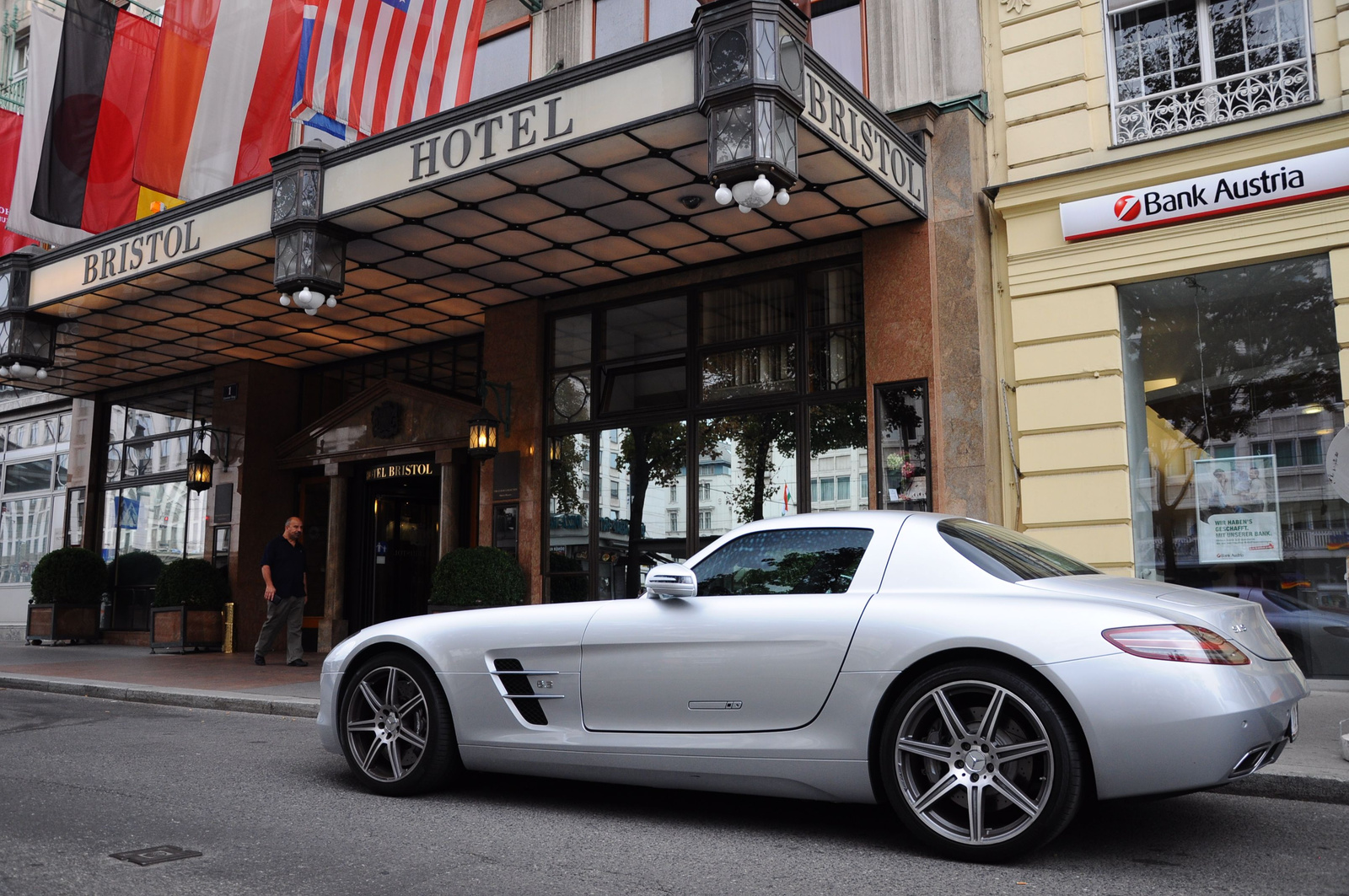 Mercedes SLS