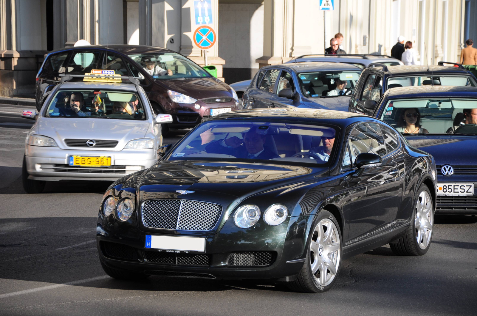 Bentley Continental GT 242