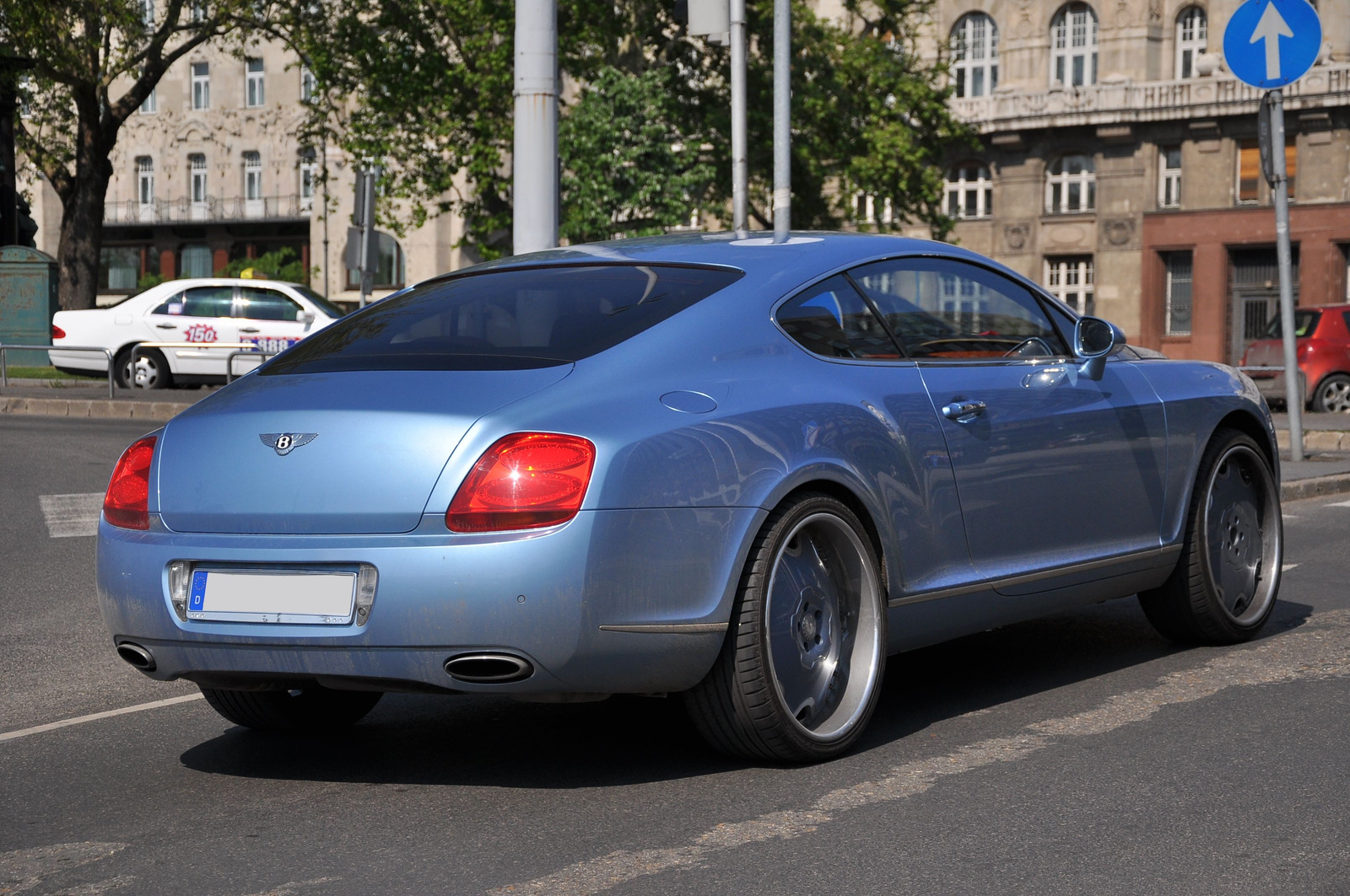 Bentley Continental GT 270