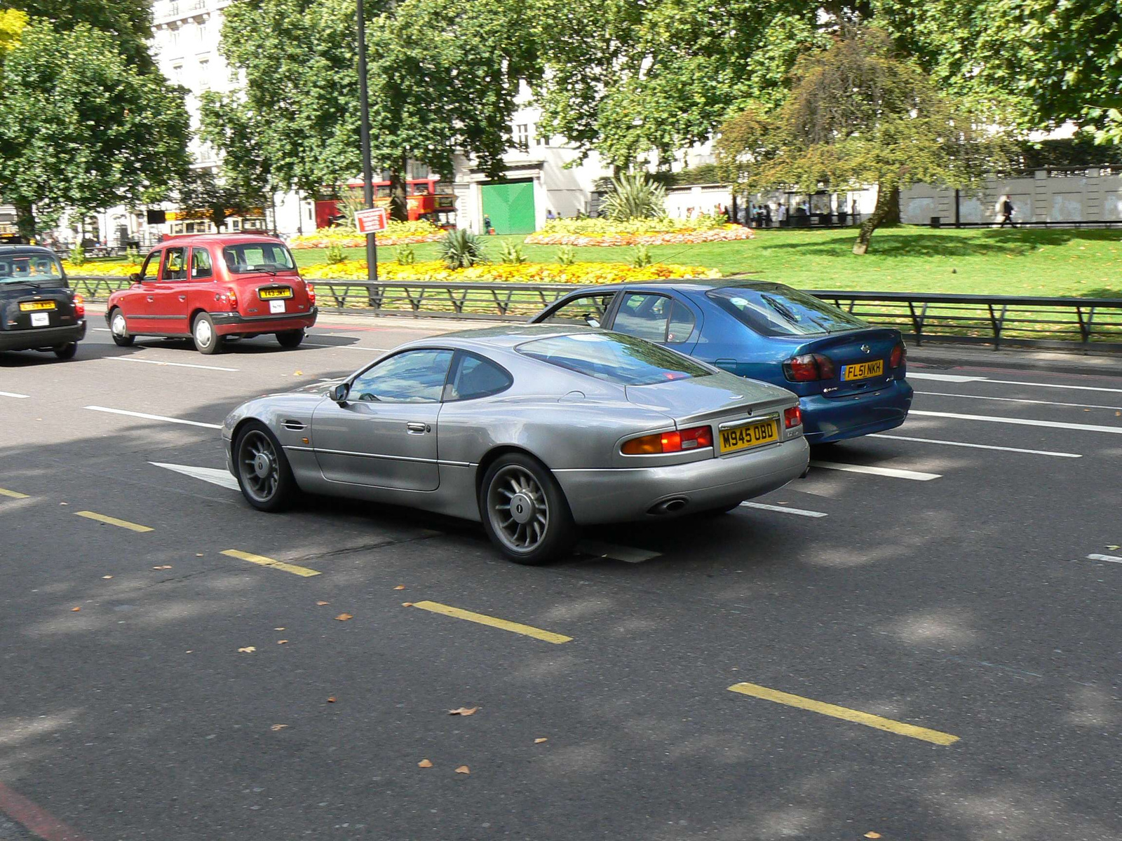 (9) Aston Martin DB7