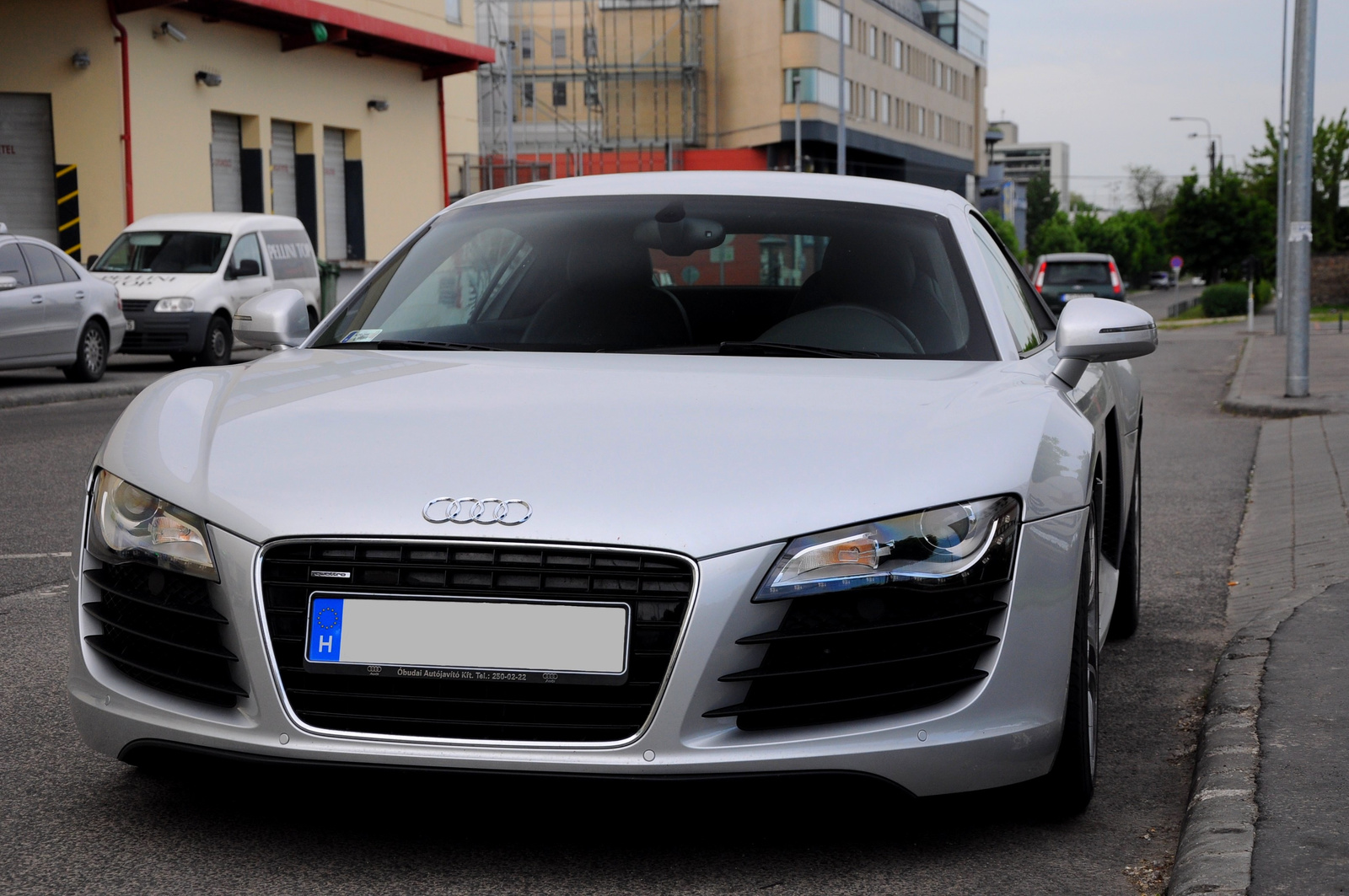 Audi R8 128