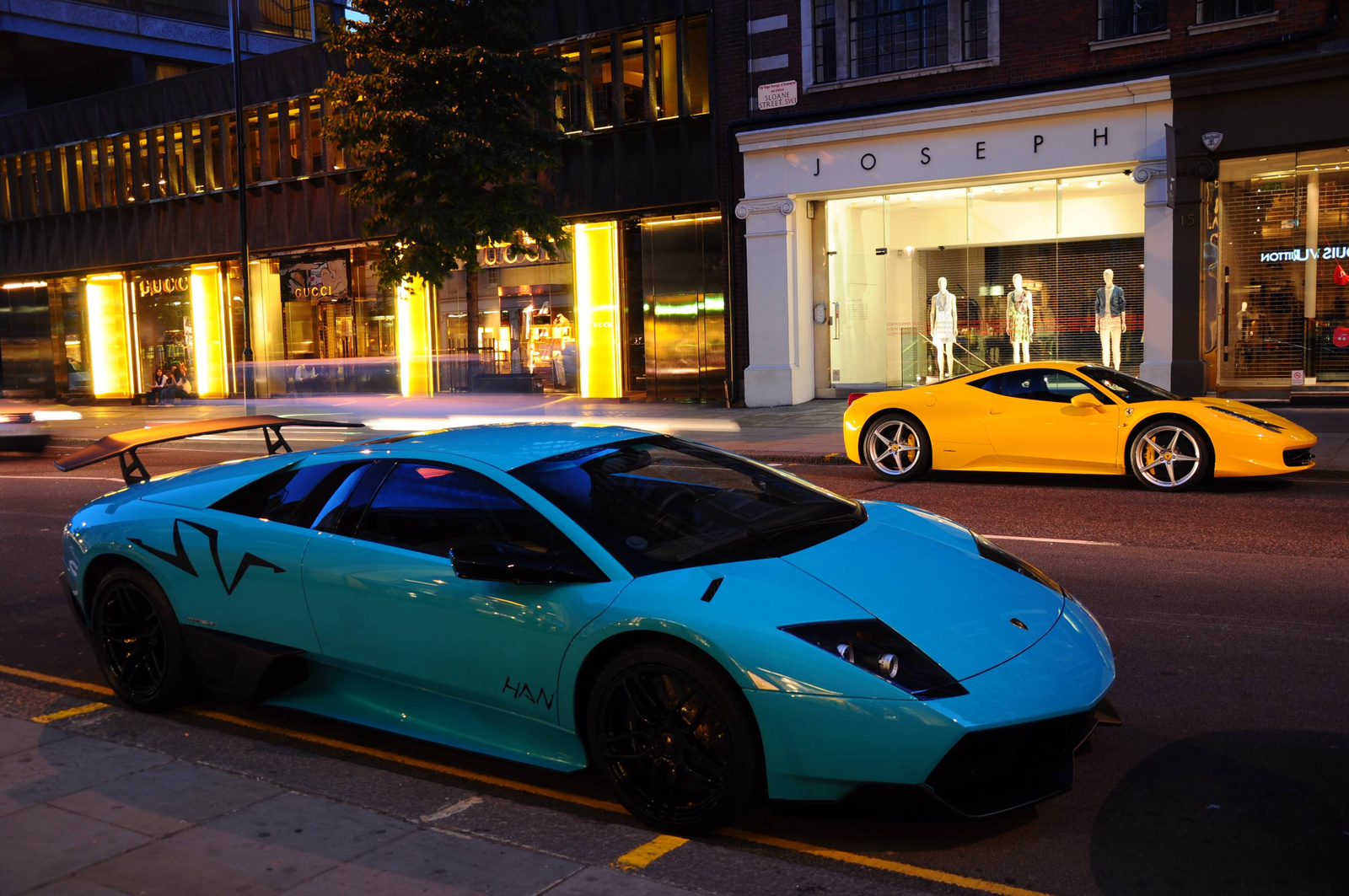 Lamborghini SV & Ferrari 458