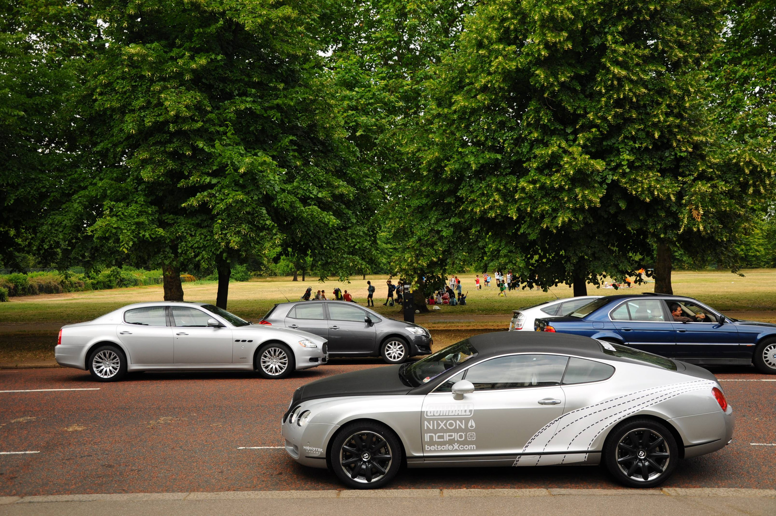 Bentley Continental GT - Maserati Quattroporte