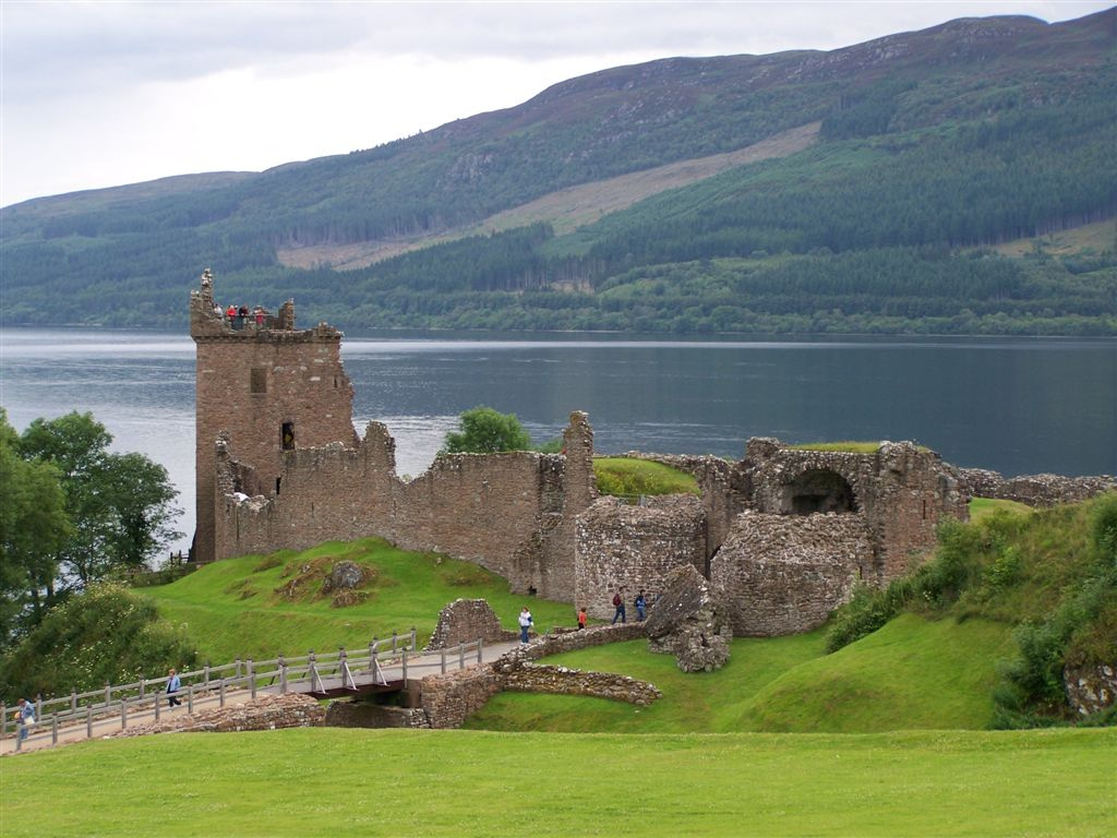 Urqhart Castle + Loch Ness