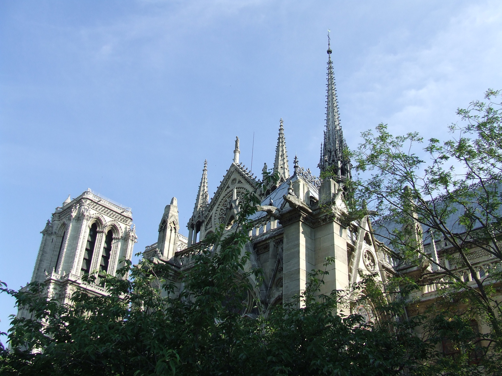 7. nap Notre-Dame