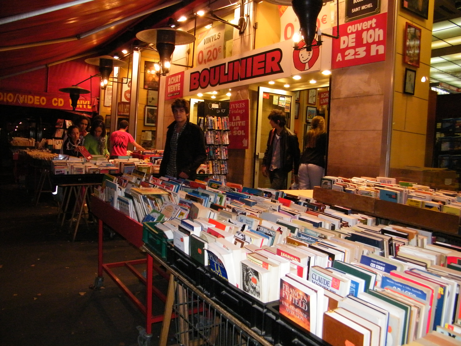 Favorit book store