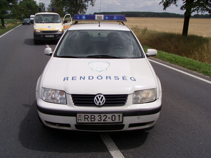 rendőr-győr-070706 (1)