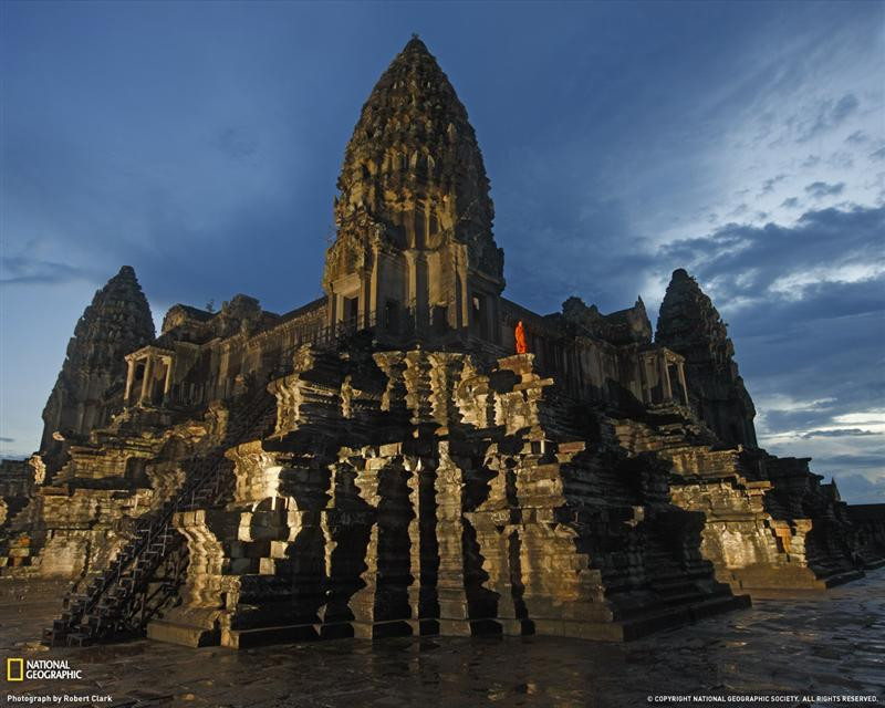 angkor-wat-twilight-061609-xl (Medium)