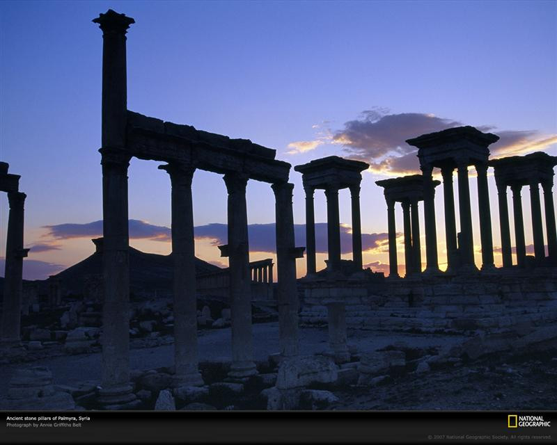 palmyra-ancient-ruins-517305-xl (Medium)